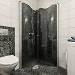 Leilighet New! I Modern Comfort In The Heart Of *